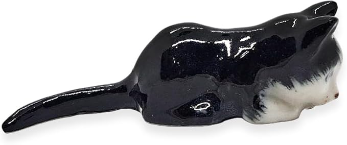 WitnyStore Tiny 1⅝" Long Black White Tuxedo Shorthair Cat Crouching Figurine - Miniature Hand Made Painted Ceramic Cats Kitten Feline Animal Cute Porcelain Decorative Collectible Figurines Décor Gifts