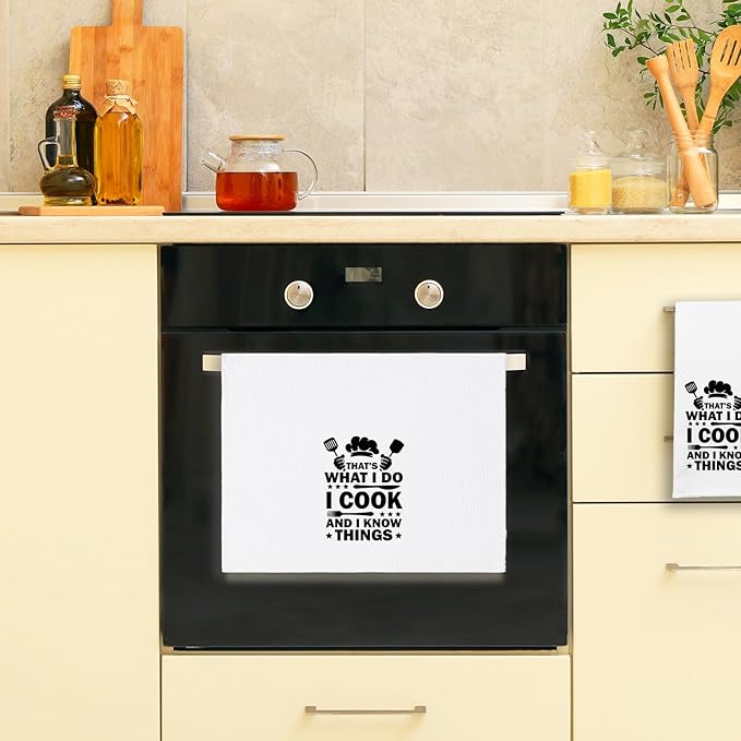 Funny Kitchen Towels That's What I Do I Cook and I Know Things Cleaning Cloth Funny Sayings Dish Towels for Kitchen Decor Hilarious Birthday Gifts Chef Gifts for Housewife Cooking Lover