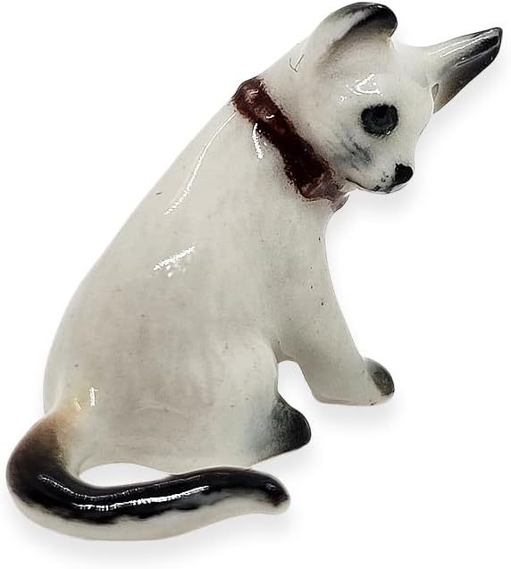 WitnyStore Tiny 1" White Gray Pointed Shorthair Siamese Cat Sitting Look Right Figurine - Miniature Hand Made Ceramic Cats Kitten Feline Animal Cute Porcelain Decorative Collectible Figure Décor Gifts
