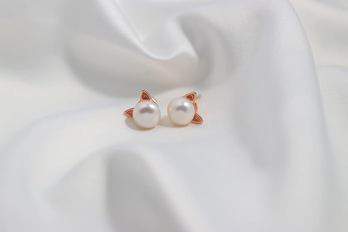 Wicary Cat Earrings Sterling Silver Pearl Earrings for Women Cat Stud Earring for Cat Lovers