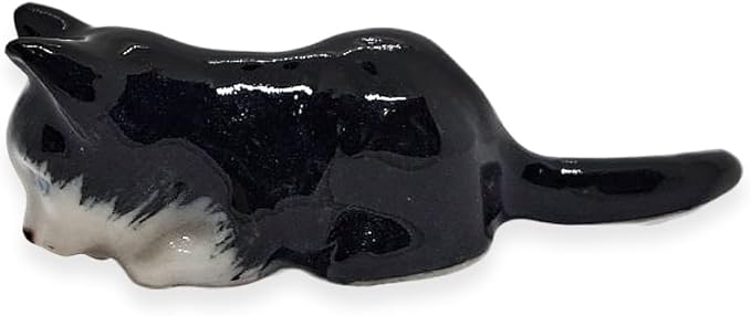 WitnyStore Tiny 1⅝" Long Black White Tuxedo Shorthair Cat Crouching Figurine - Miniature Hand Made Painted Ceramic Cats Kitten Feline Animal Cute Porcelain Decorative Collectible Figurines Décor Gifts