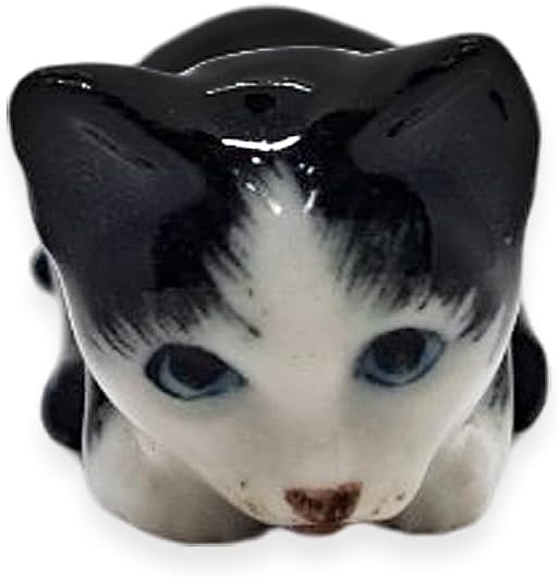 WitnyStore Tiny 1⅝" Long Black White Tuxedo Shorthair Cat Crouching Figurine - Miniature Hand Made Painted Ceramic Cats Kitten Feline Animal Cute Porcelain Decorative Collectible Figurines Décor Gifts