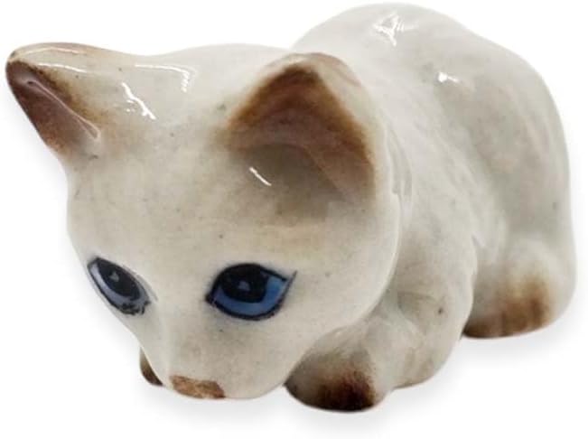 WitnyStore Tiny 1⅝" Long White Brown Pointed Shorthair Cat Crouching Figurine - Miniature Hand Made Painted Ceramic Cats Kitten Feline Animal Cute Porcelain Decorative Collectible Figures Décor Gifts