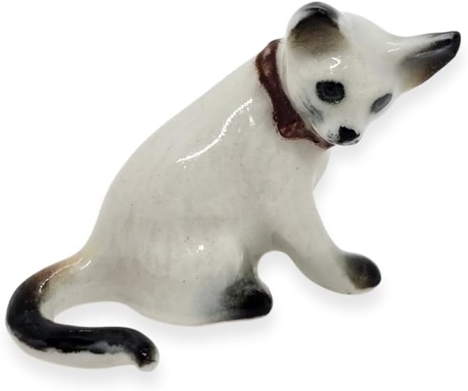 WitnyStore Tiny 1" White Gray Pointed Shorthair Siamese Cat Sitting Look Right Figurine - Miniature Hand Made Ceramic Cats Kitten Feline Animal Cute Porcelain Decorative Collectible Figure Décor Gifts