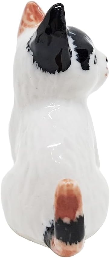WitnyStore Tiny 1⅜" Calico Tricolor Shorthair Cat Sitting Hold Ball Look Right Figurine - Miniature Hand Made Painted Ceramic Cats Kitten Animal Cute Porcelain Decorative Collectible Figure Décor Gift
