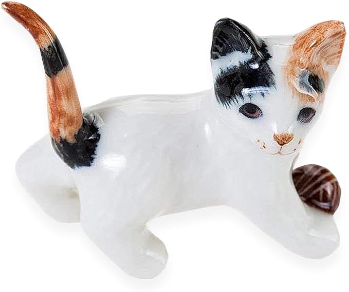 WitnyStore Tiny 1½" Calico Tricolor Shorthair Cat Standing Play Ball Figurine - Miniature Hand Made Painted Ceramic Cats Kitten Feline Animal Cute Porcelain Decorative Collectible Figure Décor Gifts