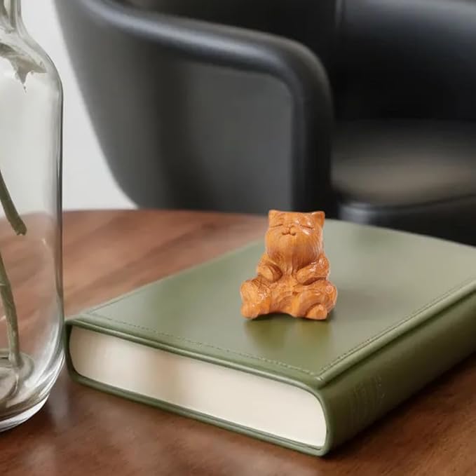 Wooden Cat Figurines,Sculpture Lovely Orange Cat Art Statue Mini Carved Ornament Figurine Small Animals Collectible for Home Office Garden Bedroom Desktop Bookshelf Decoration Gifts
