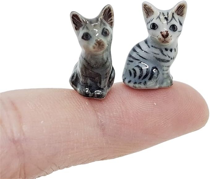 WitnyStore Tiny 3⁄4 Inch High Gray Tabby Shorthair Cat Sitting Tilt Head Figurine - Miniature Hand Made Painted Ceramic Cats Kitten Animal Cute Porcelain Decorative Collectible Figures Décor Gifts