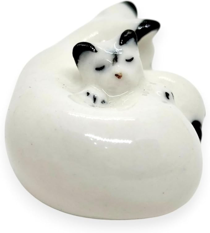 WitnyStore Tiny 1½" White Black Pointed Shorthair Cat Mom Baby Sleeping Figurine - Miniature Hand Made Painted Ceramic Cats Kitten Feline Animal Cute Porcelain Decorative Collectible Figure Décor Gift