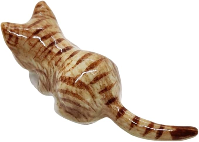 WitnyStore Tiny 1⅝" Long Brown White Tabby Shorthair Cat Crouching Figurine - Miniature Hand Made Painted Ceramic Cats Kitten Feline Animal Cute Porcelain Decorative Collectible Figures Décor Gifts
