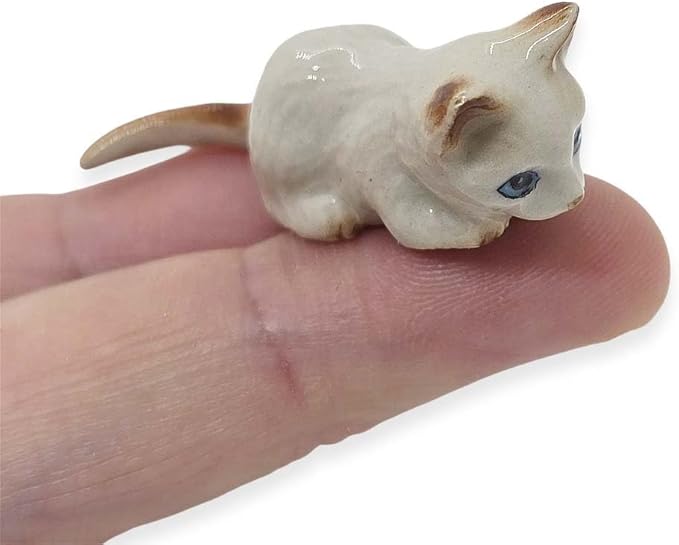 WitnyStore Tiny 1⅝" Long White Brown Pointed Shorthair Cat Crouching Figurine - Miniature Hand Made Painted Ceramic Cats Kitten Feline Animal Cute Porcelain Decorative Collectible Figures Décor Gifts