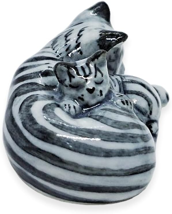 WitnyStore Tiny 1¼" Gray Tabby Shorthair Cat Mom and Baby Sleeping Figurine - Miniature Hand Made Painted Ceramic Cats Kitten Feline Animal Cute Porcelain Decorative Collectible Figurines Décor Gifts