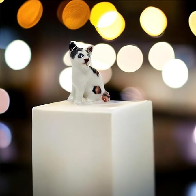 WitnyStore Tiny ¾ Inch Calico Tricolor Shorthair Cat Sitting Figurine - Miniature Hand Made Painted Ceramic Cats Kitten Feline Animal Cute Porcelain Decorative Collectible Figurines Décor Gifts