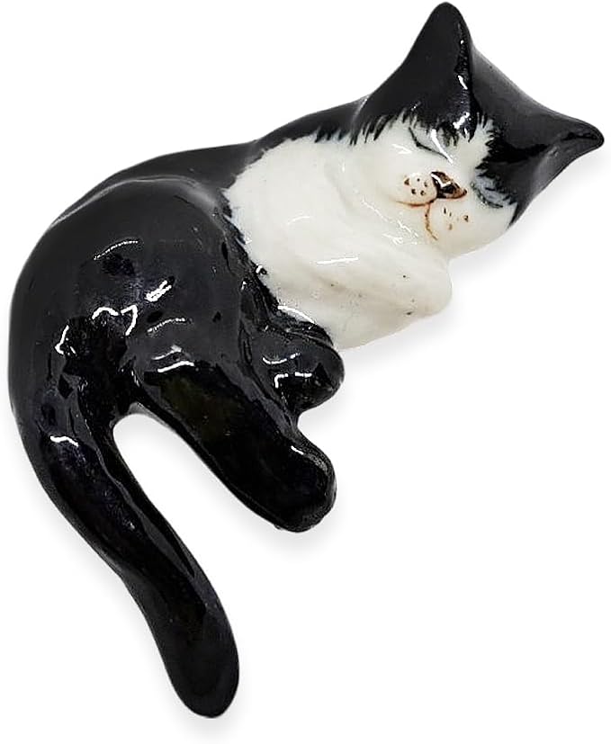 WitnyStore Tiny 1⅜" Black White Tuxedo Shorthair Cat Sleeping Tail Hang Off Figurine - Miniature Hand Made Ceramic Cats Kitten Feline Animal Cute Porcelain Decorative Collectible Figures Décor Gifts