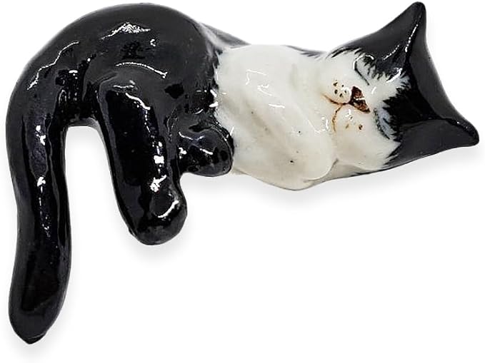 WitnyStore Tiny 1⅜" Black White Tuxedo Shorthair Cat Sleeping Tail Hang Off Figurine - Miniature Hand Made Ceramic Cats Kitten Feline Animal Cute Porcelain Decorative Collectible Figures Décor Gifts