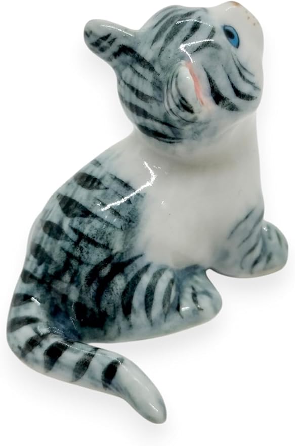 WitnyStore Tiny 1½" Gray White Tabby Shorthair Cat Sitting Look Up Figurine - Miniature Hand Made Painted Ceramic Cats Kitten Feline Animals Cute Porcelain Decorative Collectible Figures Décor Gifts