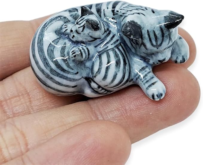 WitnyStore Tiny 1¼" Gray Tabby Shorthair Cat Mom and Baby Sleeping Figurine - Miniature Hand Made Painted Ceramic Cats Kitten Feline Animal Cute Porcelain Decorative Collectible Figurines Décor Gifts