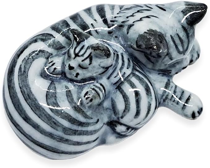 WitnyStore Tiny 1¼" Gray Tabby Shorthair Cat Mom and Baby Sleeping Figurine - Miniature Hand Made Painted Ceramic Cats Kitten Feline Animal Cute Porcelain Decorative Collectible Figurines Décor Gifts