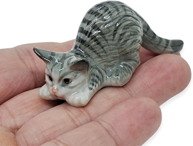 WitnyStore Tiny 2¼" Long Gray Tabby Shorthair Cat Crouching Down Figurine - Miniature Hand Made Painted Ceramic Cats Kitten Feline Animal Cute Porcelain Decorative Collectible Figurines Décor Gifts