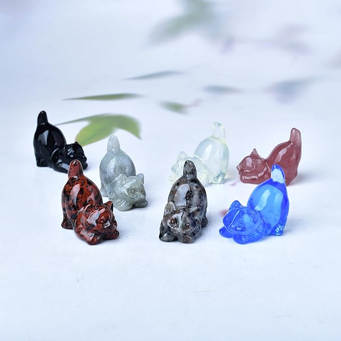 Red Obsidian Cat Crystal Statue Healing Crystal Reiki Meditation Pocket Gem Guardian Sculpture Home Study Table Desk Decor Collection Gift for Loved Ones