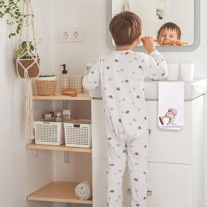 Goose Bathroom Hand Towels, Goose Gifts Decorative Hand Towels for Bathroom Decor, Funny Farm Animal Kitchen Dish Towels, 16x24 Inch