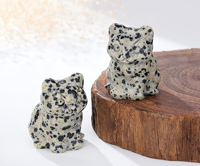 DUQGUHO Dalmatian Jasper Cat Gifts Decor Cat Crystals Figurines Gifts for Women Lucky Cute Cat Statue Room Desk Decor for Women Men 1PC
