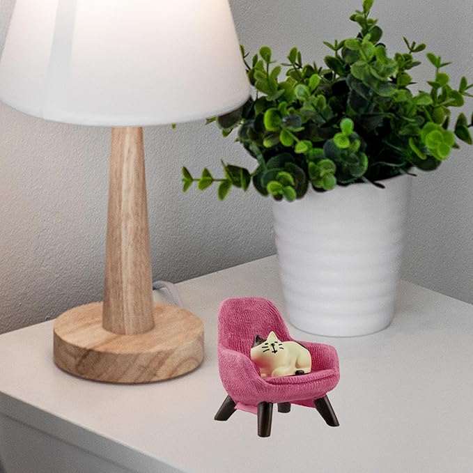 Miniature Cat Figurines with Small Sofa - Resin Mini Cat Figures, Kitten Miniature Desk Accessories - Perfect Cute Cat Gift for Cat Lovers (Pink Sofa)