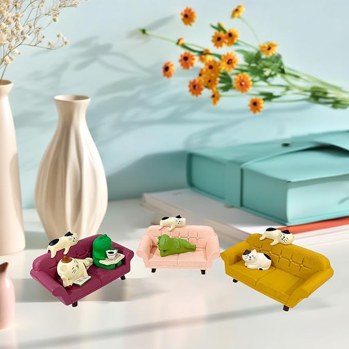 Miniature Frog Figurines Cute Office Decor Desk Accessories Miniatures Frog Gifts for Adults