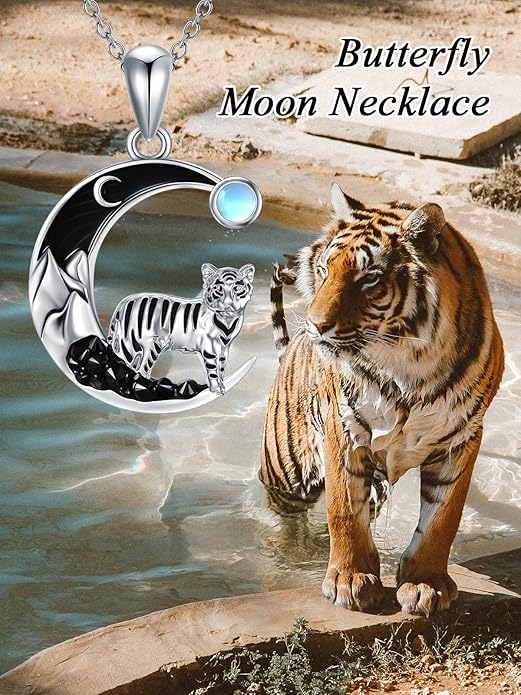 Gothic Jewelry Bat/Cat/Wolf/Dragon/Owl/Fox/Spider/Sun Pendant Sterling Silver Crescent Moon Necklace for Women Girls Black Jewelry Gifts