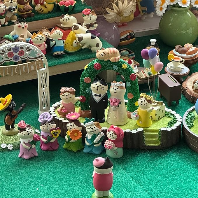 Miniature Cat Figurines Mini Cat Figurines Wedding Flower Girl Cute Desk Decor