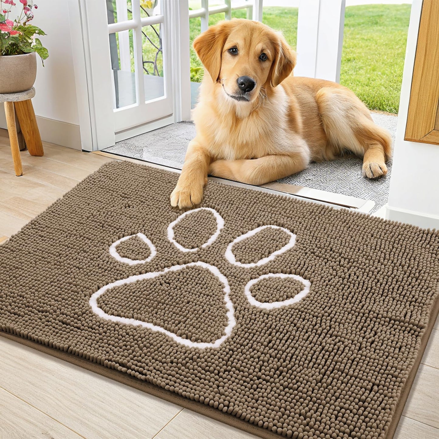 Smiry Dog Door Mat for Muddy Paws, Absorbent Dirt Trapper Non Slip Quick Dry Washable Chenille Mat for Mud Dogs, Entry Rug for Indoor and Outdoor (36x24 Inches, Camel)