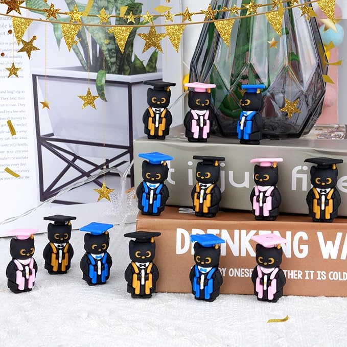 Graduation Cat Figurines, 20 PCS Black Cat Mini Resin with Cap Graduation Decorations Class of 2025, PVC Miniature Black Kitten Figures Grad Gifts Party Favors Cake Topper