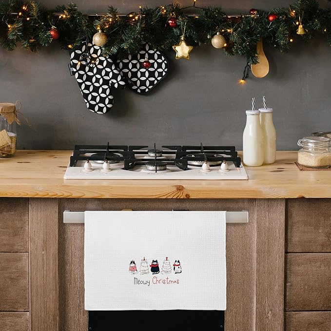 Meowy Cat Towels for Lovers, Cat Christmas Decor for Bathroom Kitchen, 16x24 in