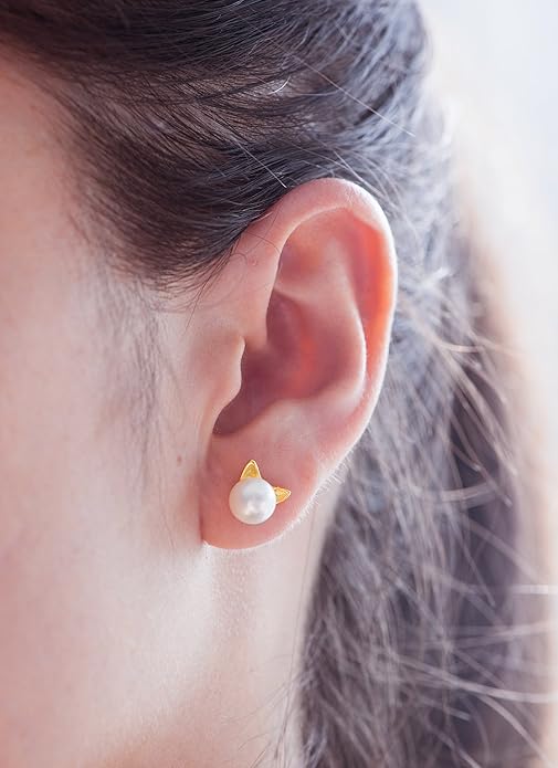 Wicary Cat Earrings Sterling Silver Pearl Earrings for Women Cat Stud Earring for Cat Lovers