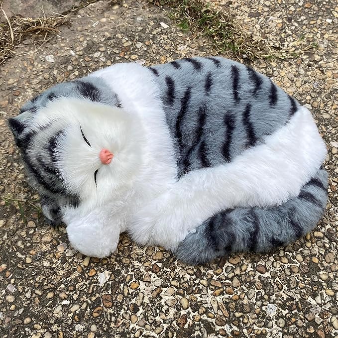 Realistic Plush Sleeping Cat Figurine Simulation Kitty Lifelike Kitten Home Office Shelf Decorative Statue, Synthetic Fur Pet Replica (Gray-Tabby)
