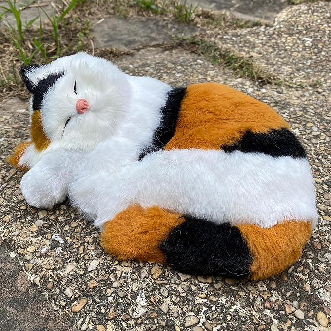 Realistic Plush Sleeping Cat Figurine, Simulation Faux Fur Kitty, Lifelike Kitten, Home Office Shelf Decorative Statue, Crazy Cat Lady Gift, Synthetic Fur Pet Replica (Calico)